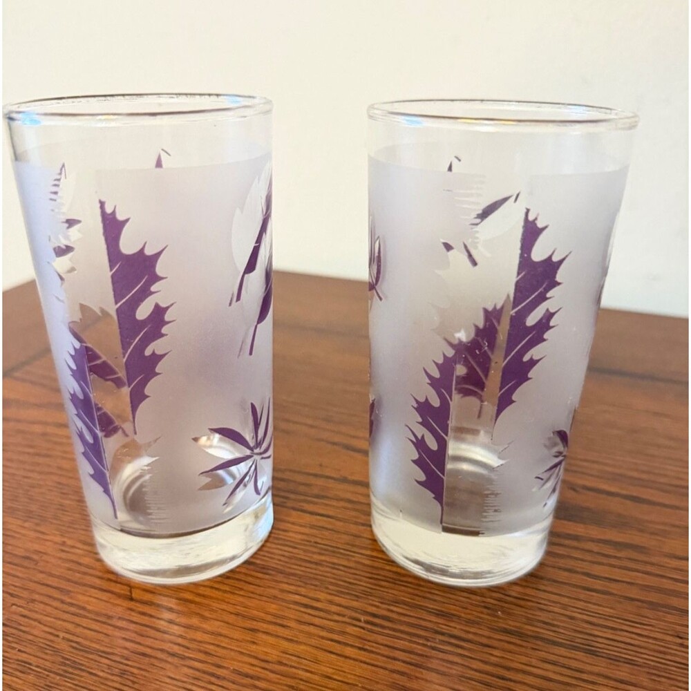 Vintage Set Of 2 Libbey Frosted Glass Tumblers With Gold Leaf Leaves Pattern MCM